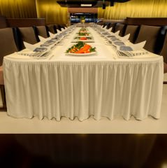 PLISE MASA ETEKLİĞİ (SKIRTING) STANDART ÖLÇÜ KREM - 480 Cm Genişlik x 73 Cm Yükseklik